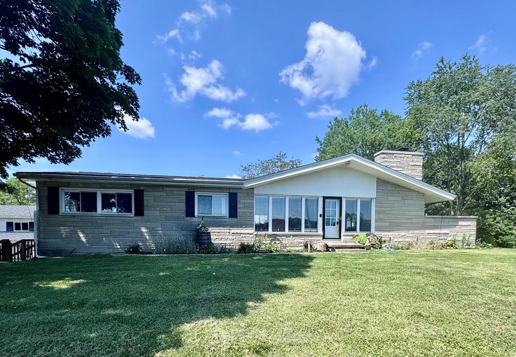 1951 Mayhew Road, Jackson, OH 45640