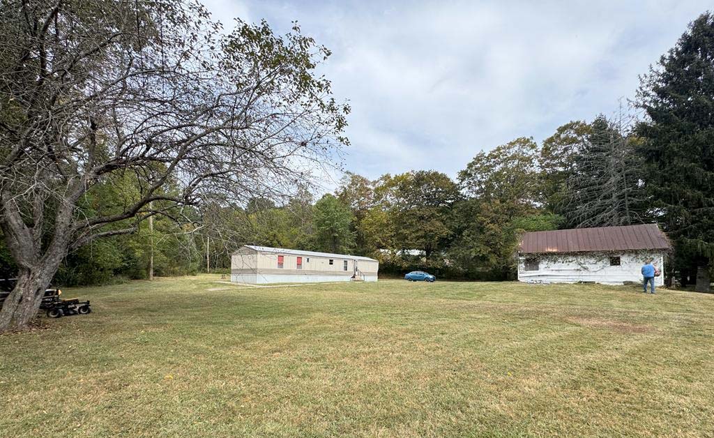 2006 St. Rt. 279, Oak Hill OH 45656 