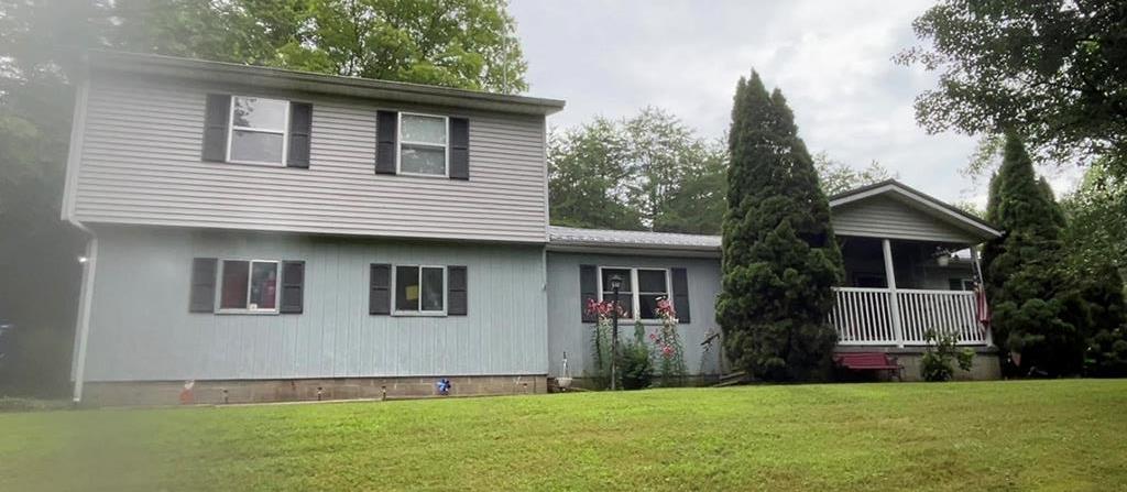 700 State Route 140, Oak Hill, OH 45656